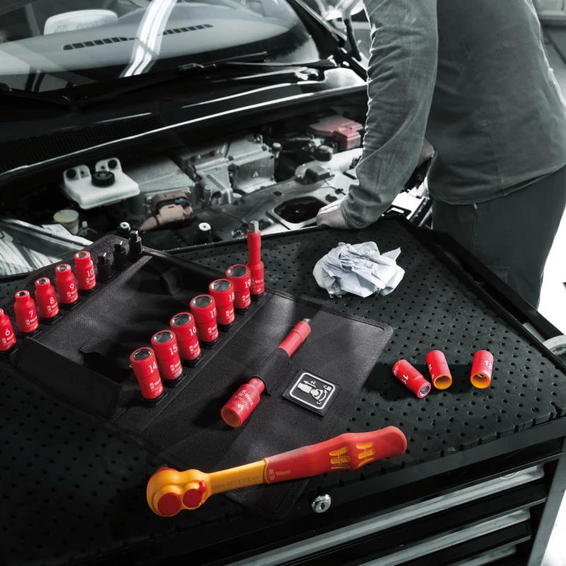 Dugókulcs készlet VDE 1000 V Szigetelt szerszám készlet 3/8" 17 db-os -