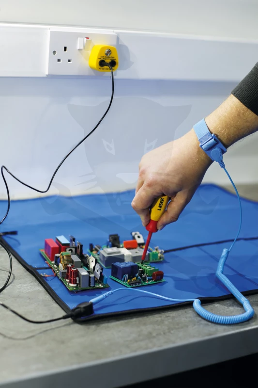 Antisztatikus szervizszőnyeg készlethez földelt csatlakozó - Laser