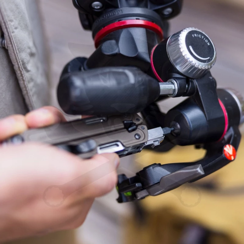 Multifunkciós szerszám Leatherman ARC barna