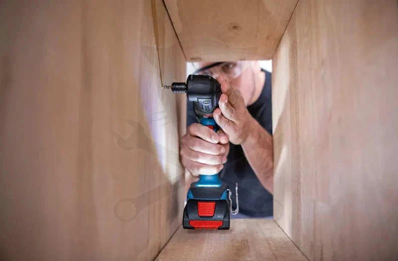 Fúró-csavarozó, akkus 12V 32 Nm akku nélkül GSR12V-32 + adapterek