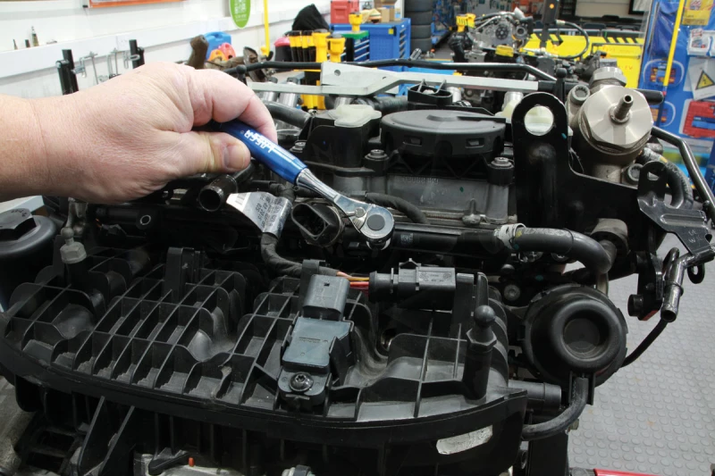 Crowa racsnis kulcs 1/4"+1/4"+3/8" MINI - 3:1-ben Cserélhető fejekkel