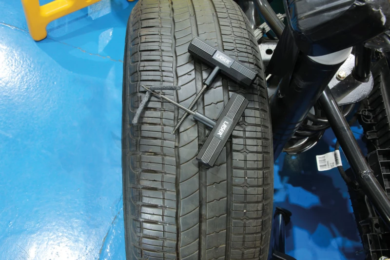 Gumiabroncs defekt javító készlet - Személygépkocsihoz 19 db - Laser