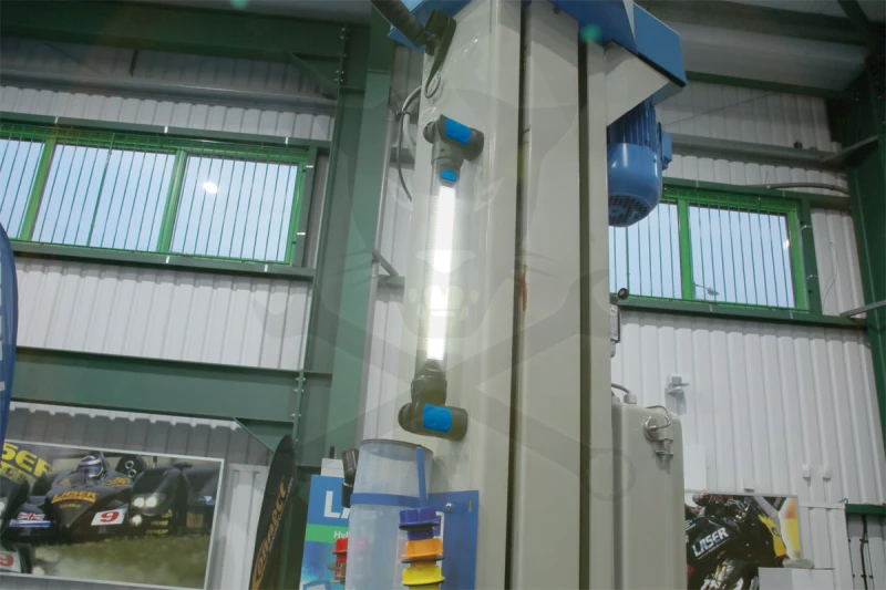 Szerelőlámpa MOTORHÁZTETŐRE 1000 lm - akkus, mágneses és kampós