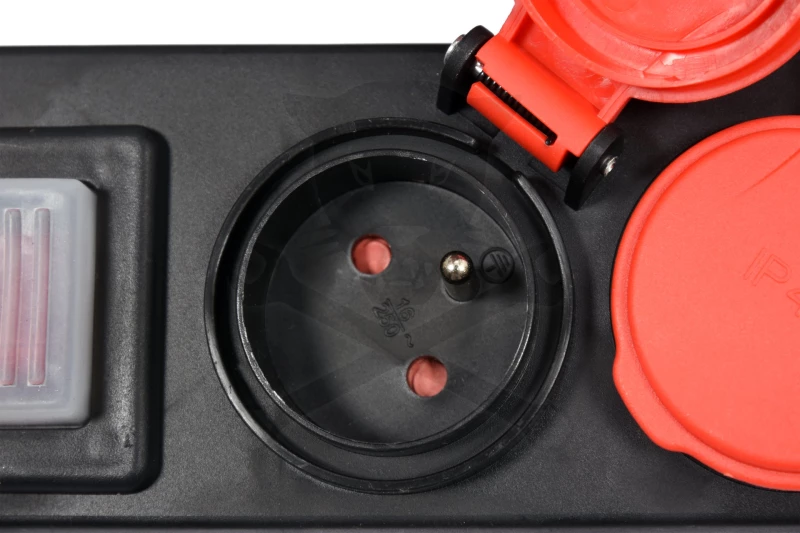 Hosszabbító kábel 3 m - kültéri IP44 gumi kábel 3 x 1.5 mm2x5 3500W